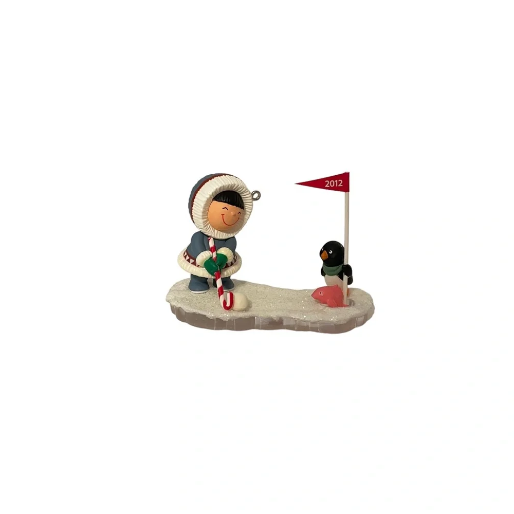 Hallmark 2012‎ Frosty Friends Christmas Ornament Eskimo & Penguin Golfing